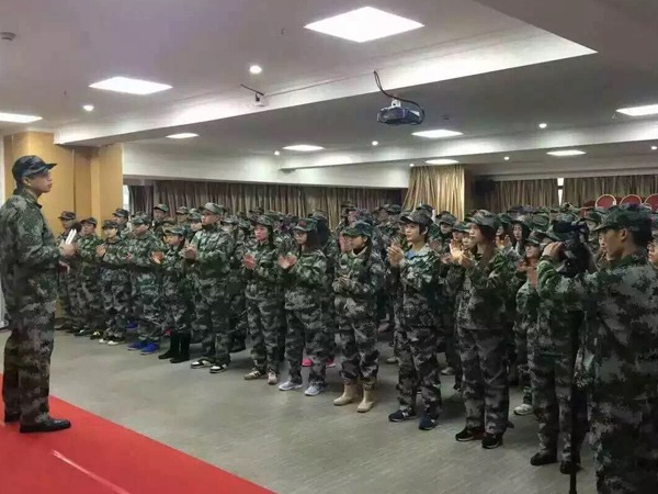 lewin乐玩团队拓展训练